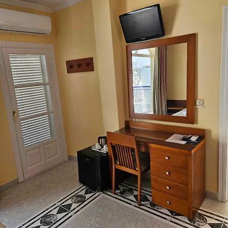 Marazul By Fitzgeralds 酒店 *