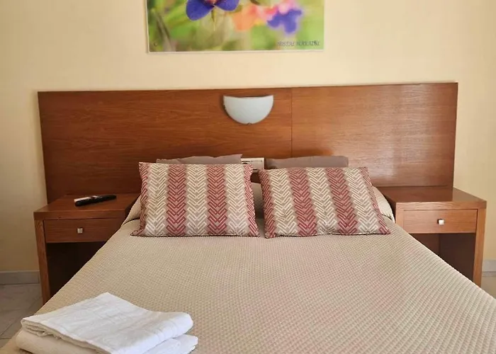 Marazul By Fitzgeralds Nerja